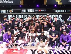 赛后NBA总决赛焦点战，多特蒙德内部沟通，悬念犹存，团队化学反应显著(袁琦琦比赛视频)