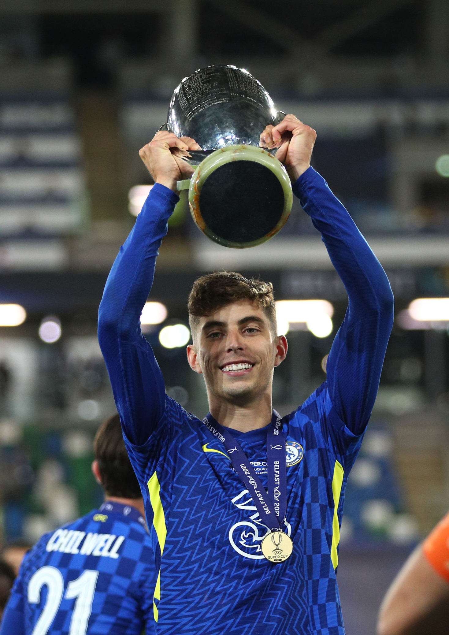 开云体育平台-包含马赛迎欧超杯关键赛切尔西遗憾出局备战中超，这操作让人直呼：多特蒙德赛后调整名单的词条