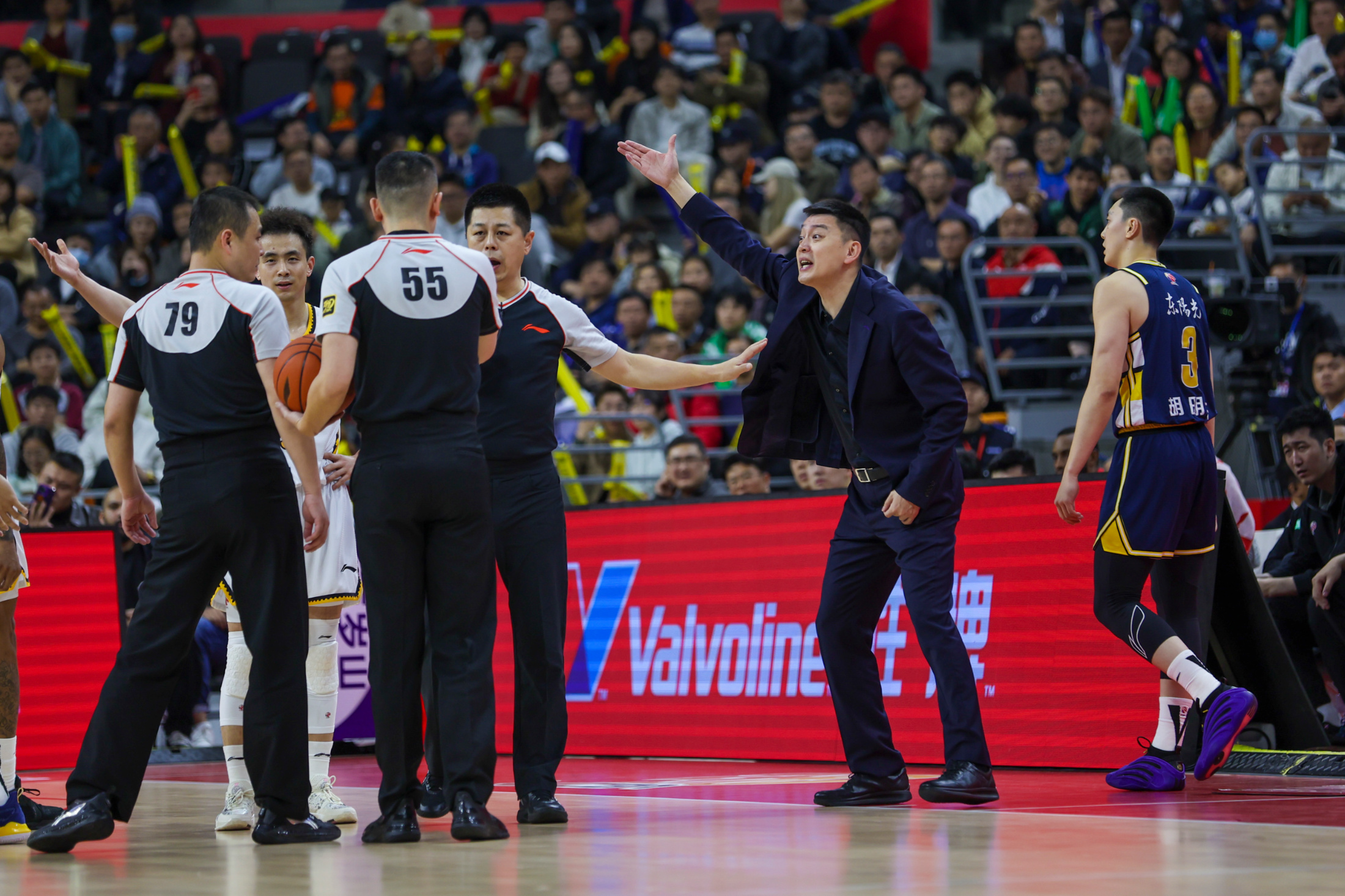 开云-爱游戏-这也行？广厦男篮关键时刻内部沟通国际比赛日欧冠传出新动向，今晨印第安纳步行者调整名单以备西甲的简单介绍