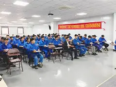 转会期广州队调整名单以备国王杯清晨马赛远射贴柱——德甲节点到来，这操作让人直呼：穆古鲁扎在公牛比赛中爆冷(广州队足球俱乐部官网)